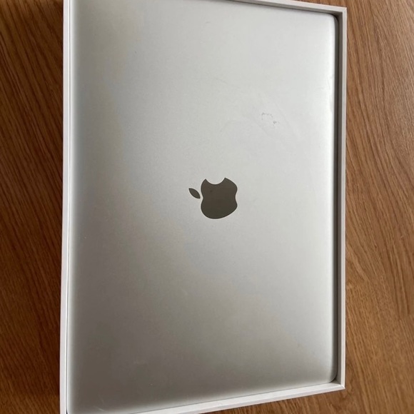 MacBook Air 2019 13 inch